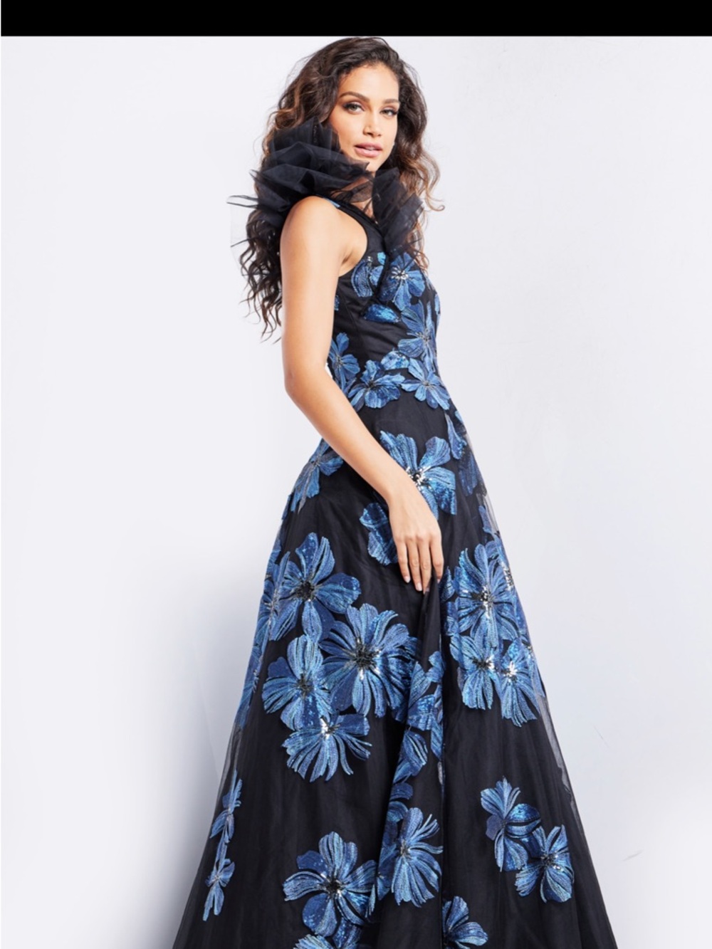 NWT Jovani 36717 Chiffon Evening Dress
Navy
